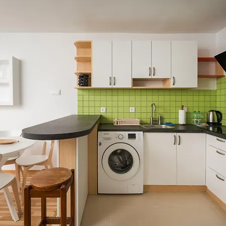 Metro Swietokrzyska Varsovia