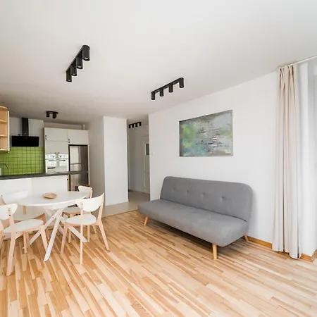 Metro Swietokrzyska *